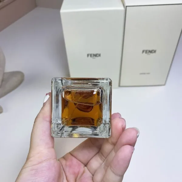 Fendi 100ml  (5) - Image 3