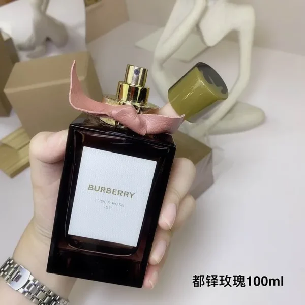 Burberry 100ml  (4) - Image 3
