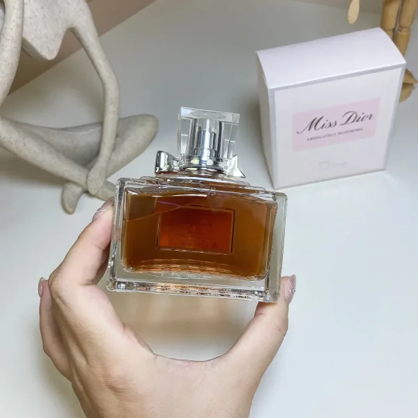 Dior Dance Blooming Sweetheart 100ml - Image 4