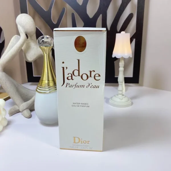 Dior New Product | True Me Pure White Fragrant Song - Image 2