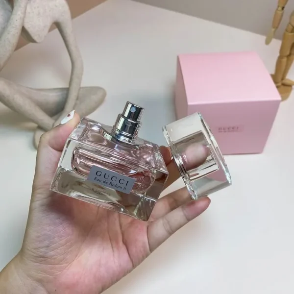 Gucci Classic Women's Name II 50ml - Image 3