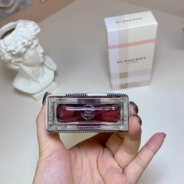 Burberry 100ml  (4) - Image 3