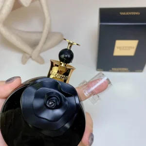 Valentino Black Carved Oud Essence 80ml