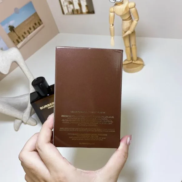 Burberry 100ml  (5) - Image 2