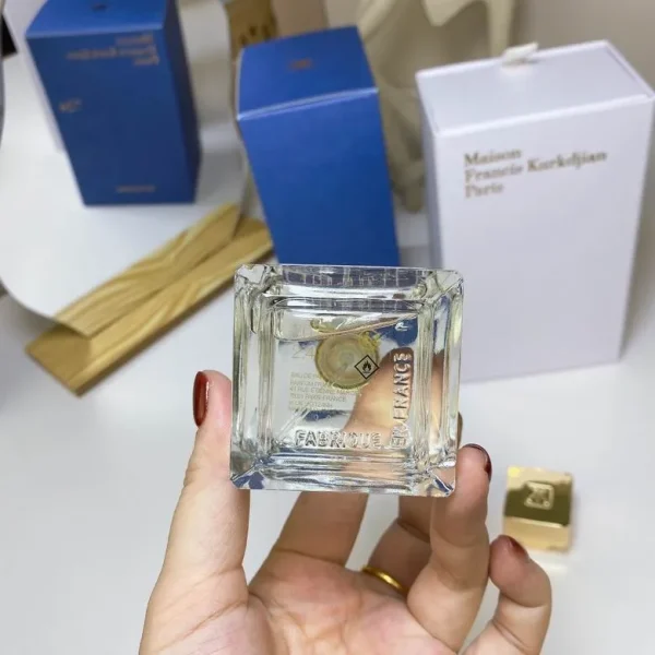 Maison Francis Kurkdjian MFK Kurkdjian Baccarat Limited 724 Never Sleeps Eau de Parfum 70ml - Image 5