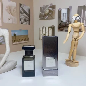 Tom Ford Alloy Oud Essence Edition 50ml