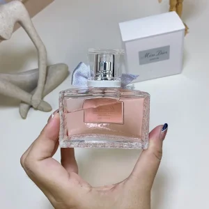 Miss Dior Floral Sweetheart perfume 100ml
