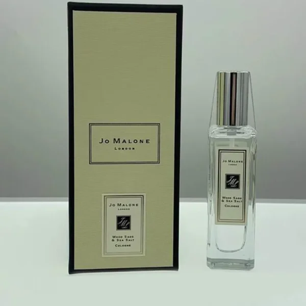 Jo Malone London: One bottle per person for Jo Malone, a high-end popular fragrance of British pear, blue wind chime, and sea salt. Specification: 30ml - Image 4