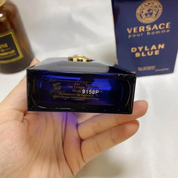 Versace Dylan Blue Men's Eau de Parfum 100ml - Image 3