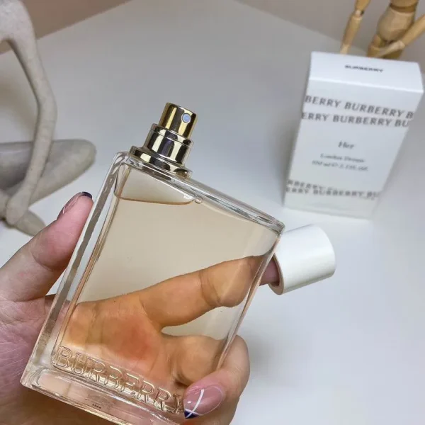 Burberry Women 100ml  (2)