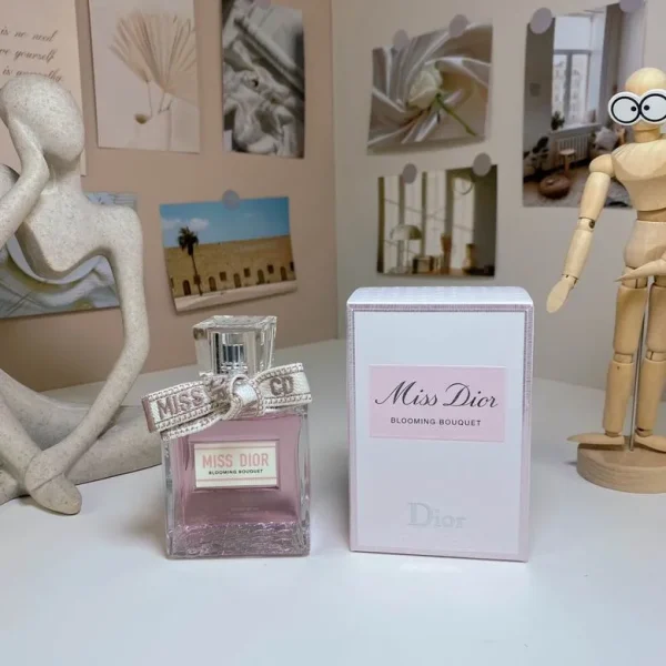 Dior Haute Couture Dress Embroidery 24 Edition Sweetheart Lady Perfume 100ml - Image 5