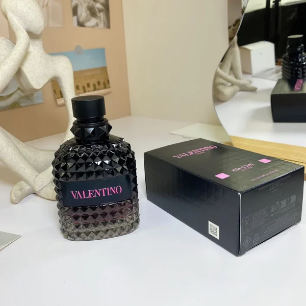 Valentino Roma Men's Hot Edition/Mr. Dark Night 100ml - Image 3