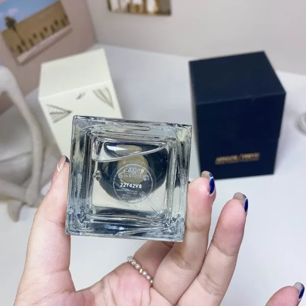 Armani 100ml  (4) - Image 5