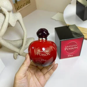 Dior's enchanting flower Red Poison Lady eau de toilette 100ml