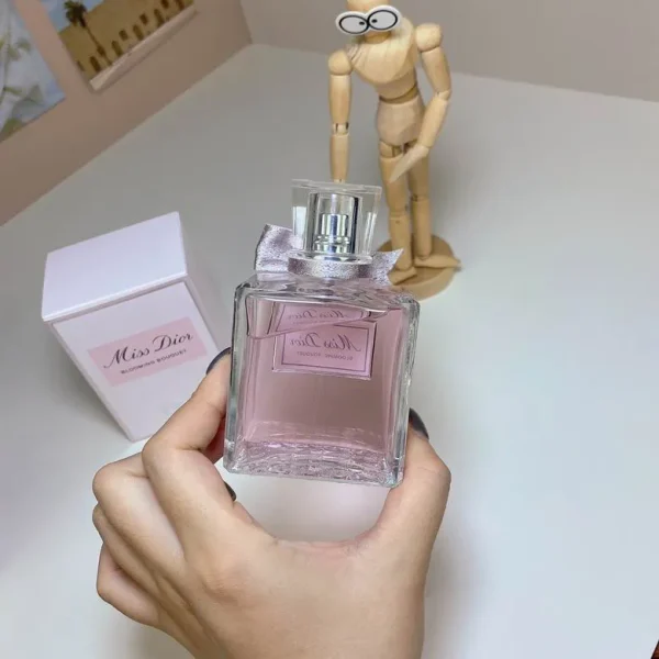 Miss Dior Dior Floral Sweetheart Women's eau de toilette 100ml - Image 4