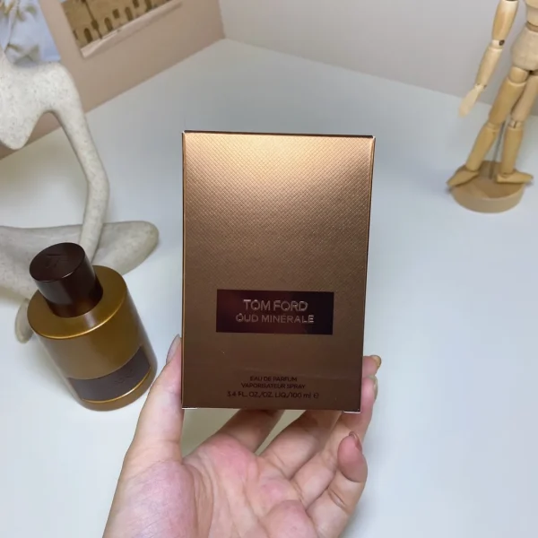 Tom Ford Oud Minerale 100ml - Image 4