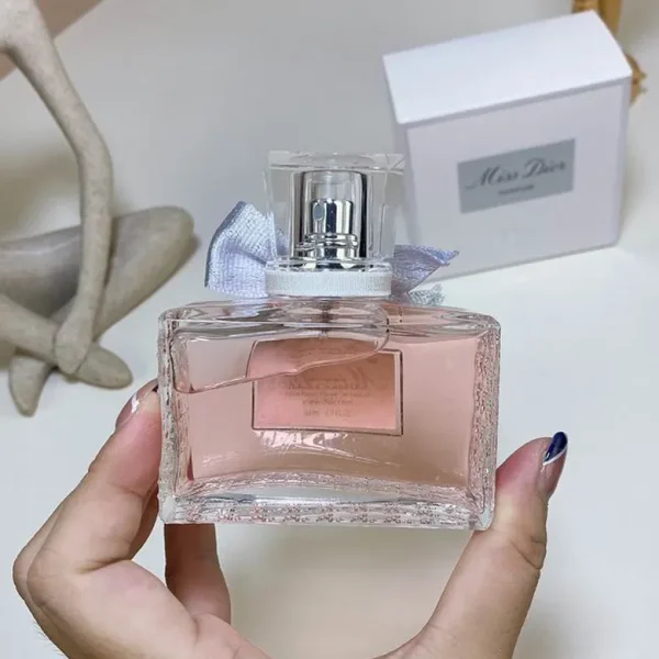Miss Dior Essence Miss Dior Parfum 2024 - Image 3