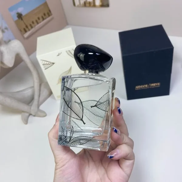 Armani 100ml  (4) - Image 2