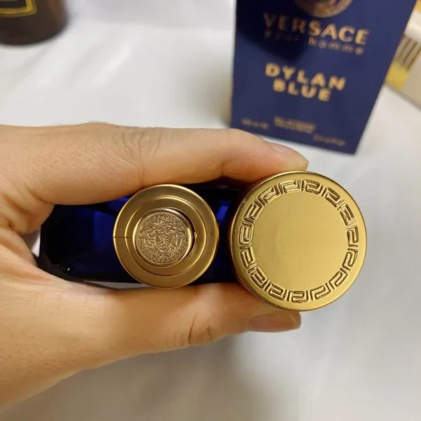 Versace Dylan Blue Men's Eau de Parfum 100ml - Image 2