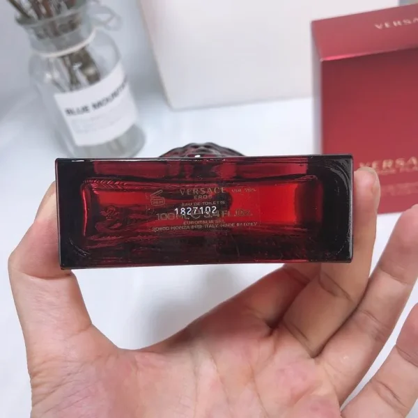 Versace new red Eros Eau de Parfum for men new red bottle 100ml. - Image 4