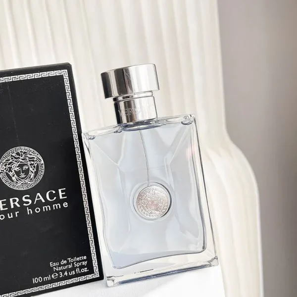 Versace classic men's perfume 100ml - Image 4