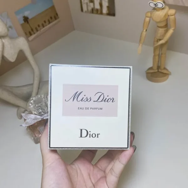 Mis DionEAU DE PARFUM100ml - Image 4
