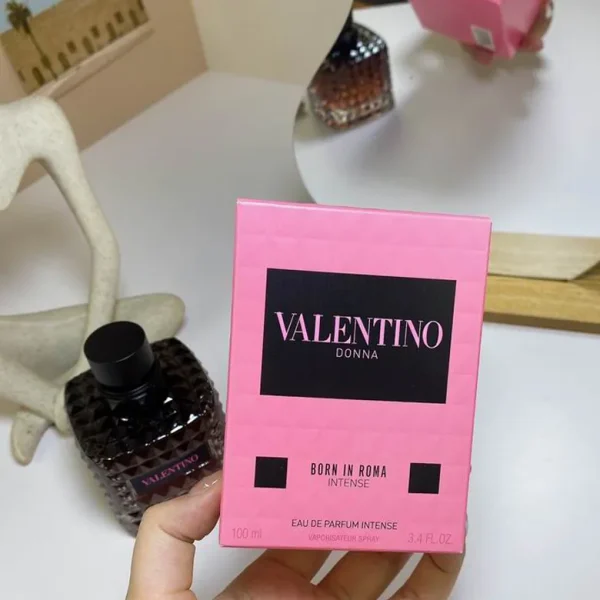 Valentino Donna Born In Roma Intense/Miss Adventure 100ml - Image 5