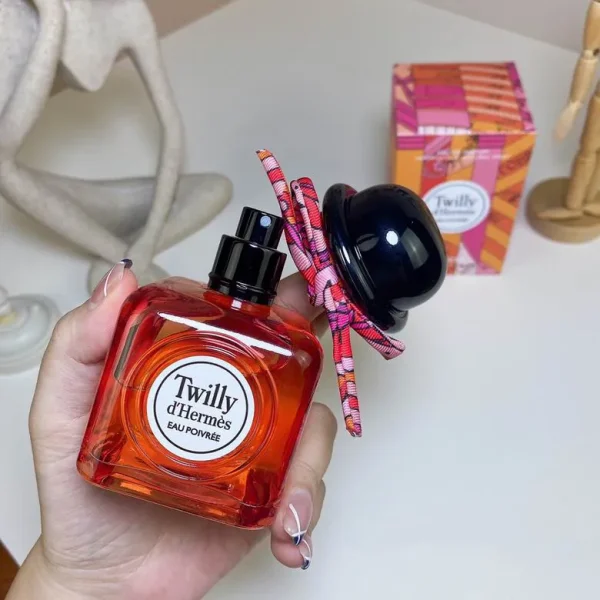 Hermes Spaghetti Pink Pepper Lady Light essence 85ml - Image 5